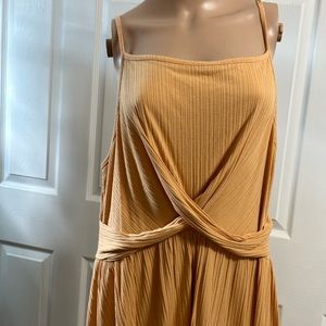 A casual top that no longer fits the buyer. Name of style?